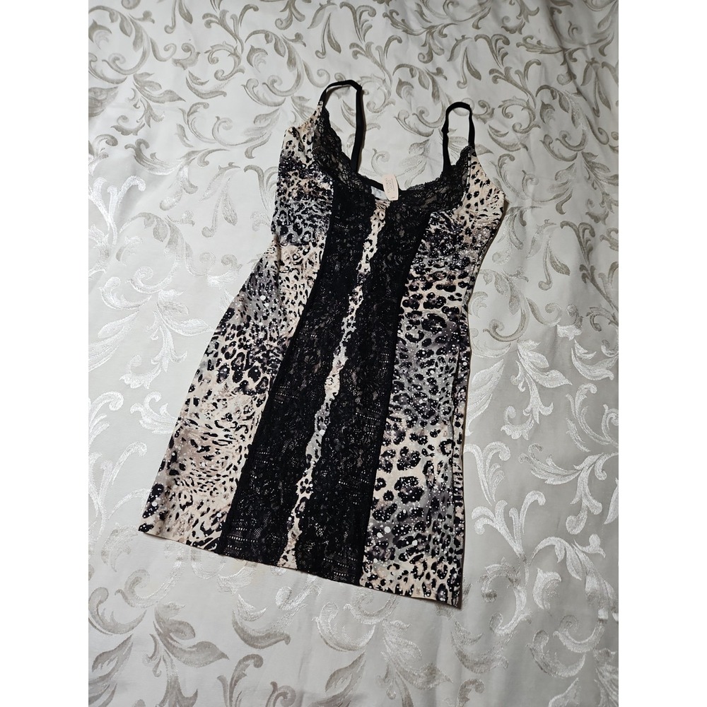 Victorias Secret So Curvaceous Shaping Slip Shapewear Cheetah Leopard Sz L New